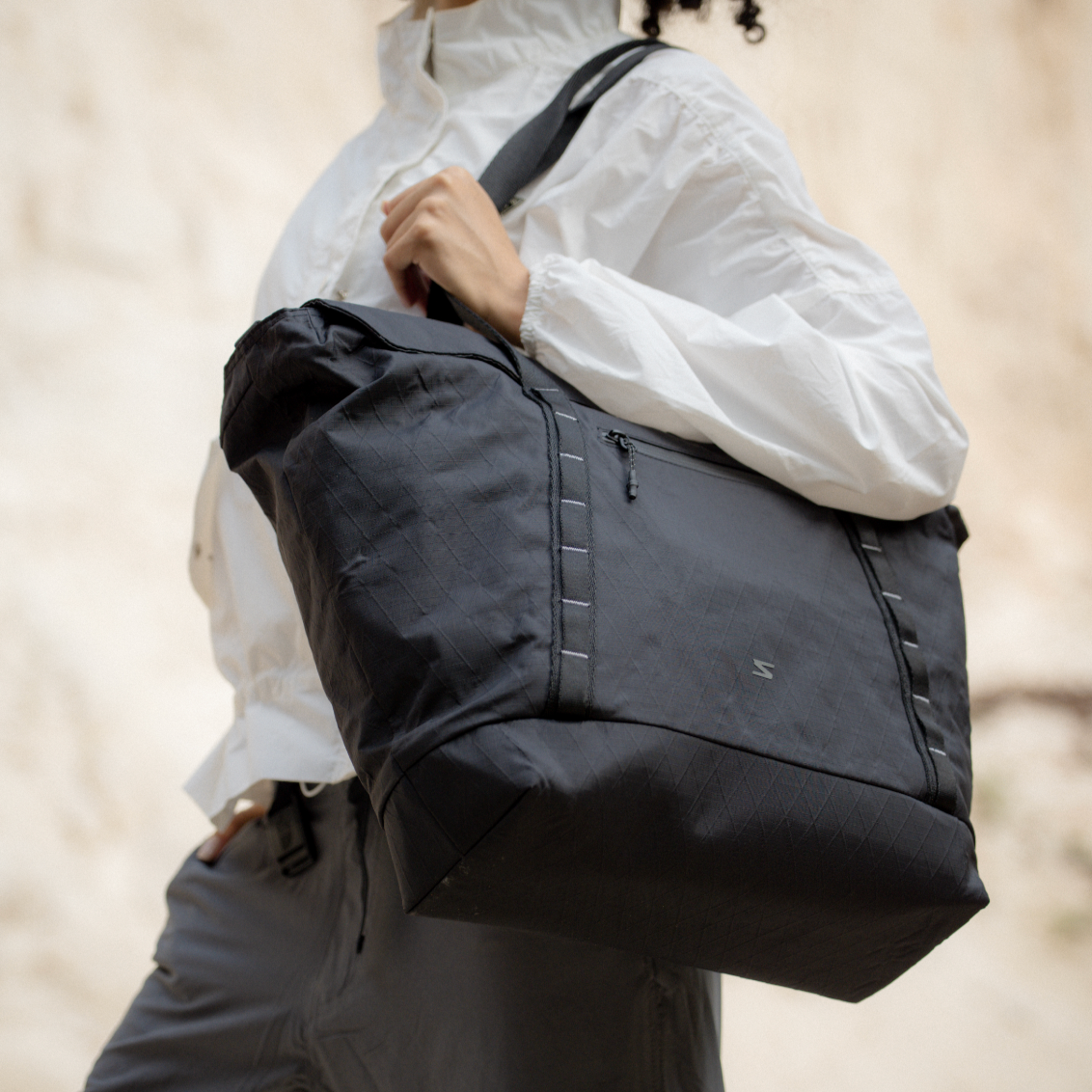 Unisex Travel and work essentials Tote bag